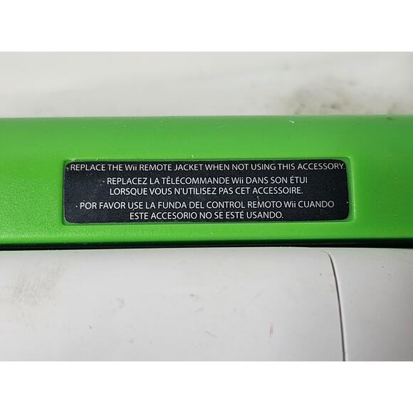 PDP BOSS Big Oversized Super Shell Wii Controller Case GREEN w/ Wiimote - Picture 9 of 13